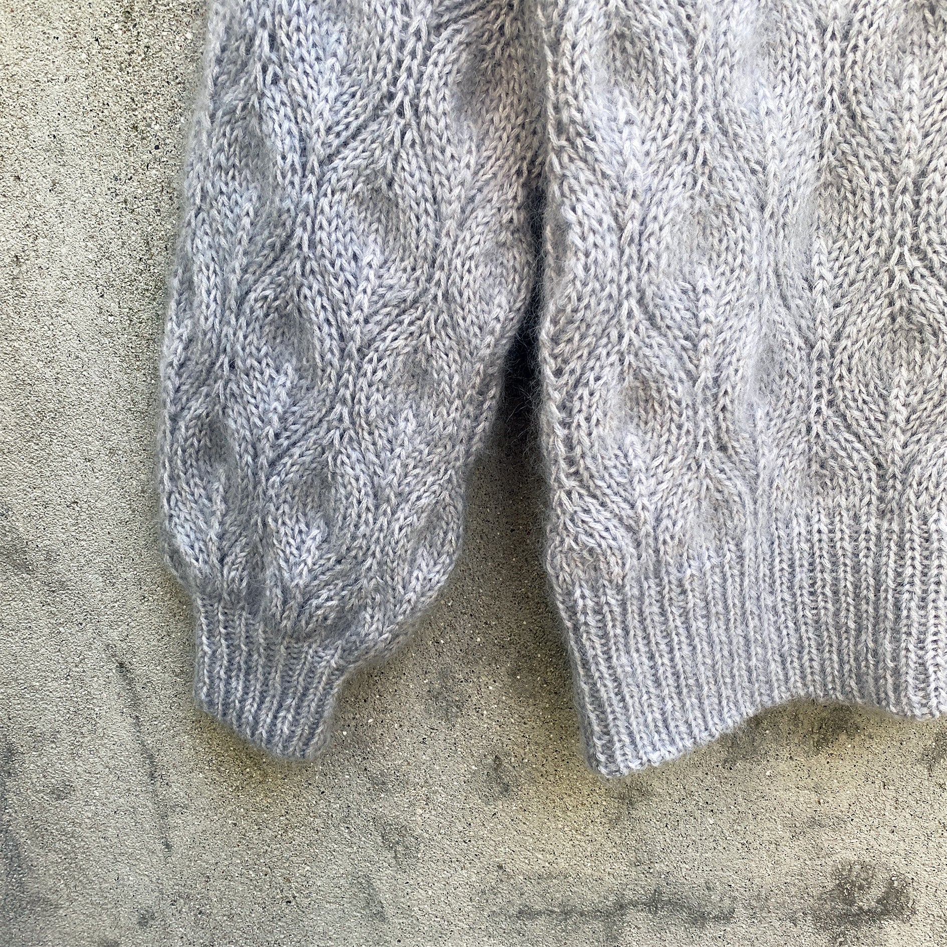 Olive Cardigan V-neck - Image 9